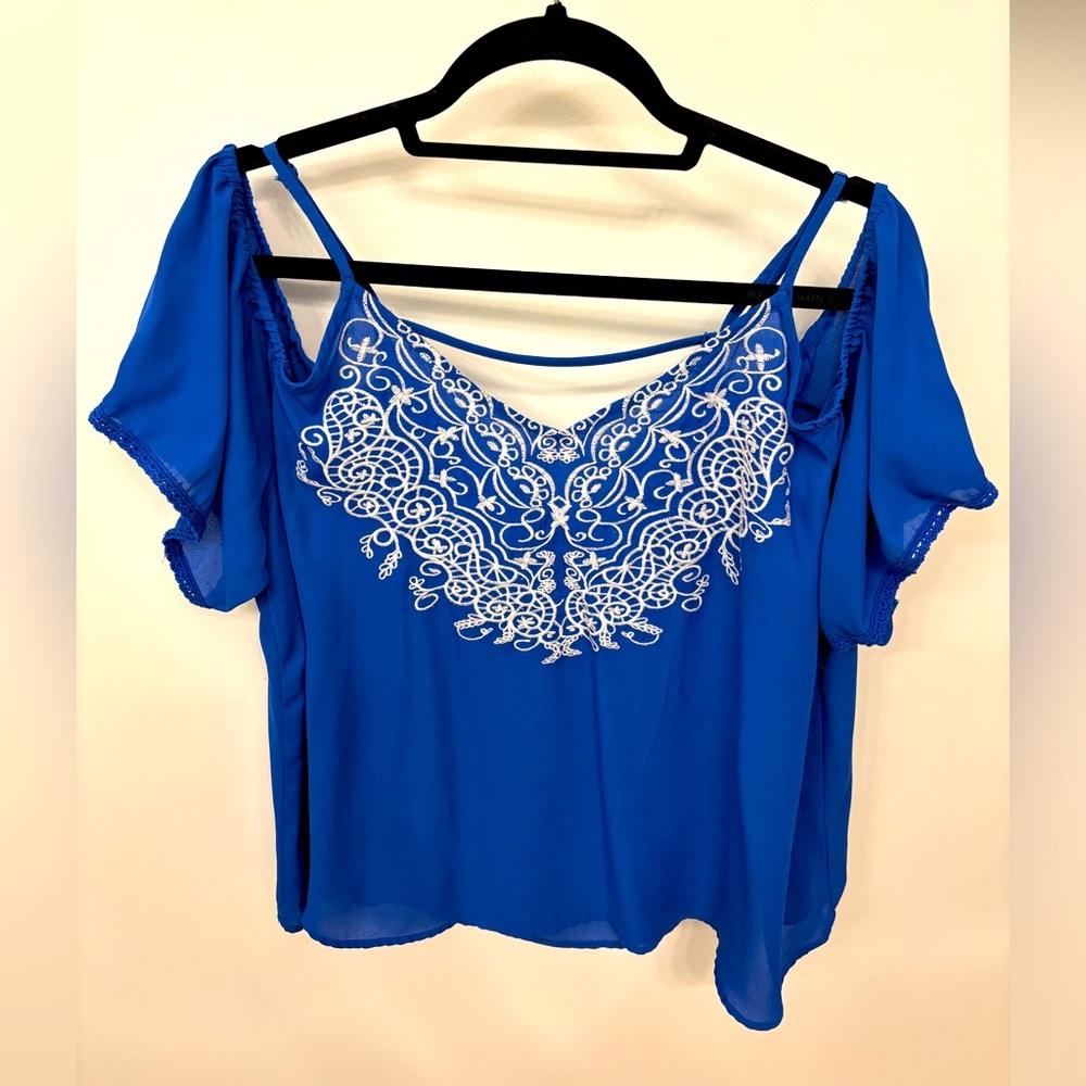 Xhilaration (Target) Short Sleeve Cold Shoulder Top, Blue
